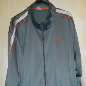 Mens Nike Jacket/ Sweater full zip size  XXL